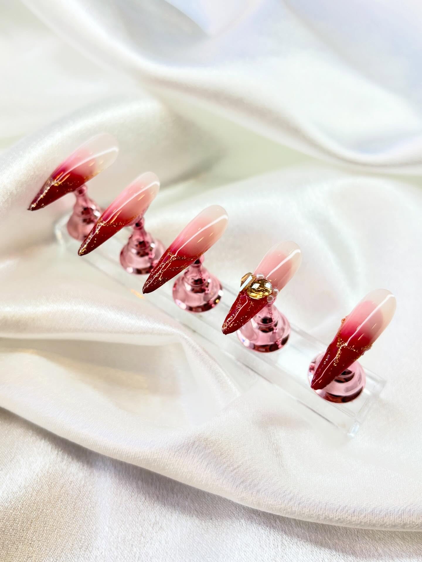 Baby boomer blanc? NON ON VEUT DU ROUGE❤️ #nail #nailsart #nailstyle #nailsinstagram #nailsfashion